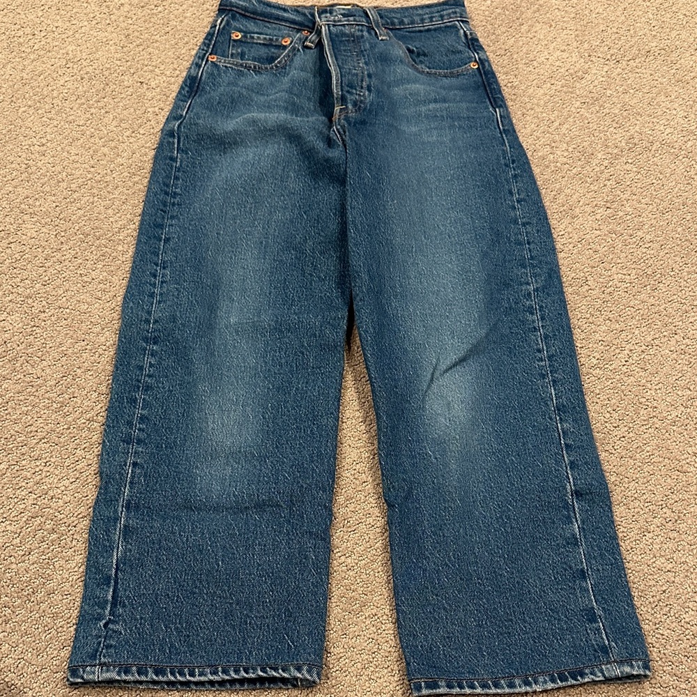 Levi's Women's Straight Leg Blue Jeans